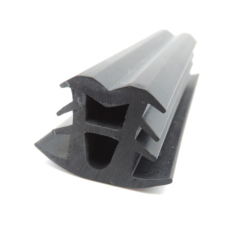 Уплотнитель для солнечных панелей (30*24*20 мм), EPDM - Изображение 1